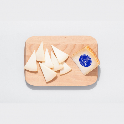 Queso madurado con hueva de atún Gadira | Fusión gourmet 2