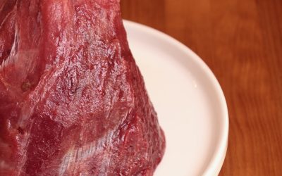 Mormo de Atún Rojo Salvaje de Almadraba con Cremoso de Trufa y Foie a la Parrilla